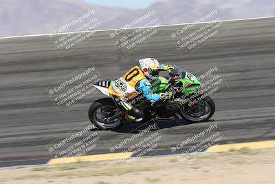 media/May-10-2025-Race Pace (Sat) [[db32fef2da]]/Vested/3-Bowl Set 1 (9am)/